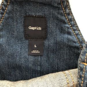 Gap overalls size Large in great condition
